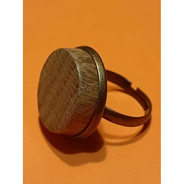 pierścionek czwarty z dębu