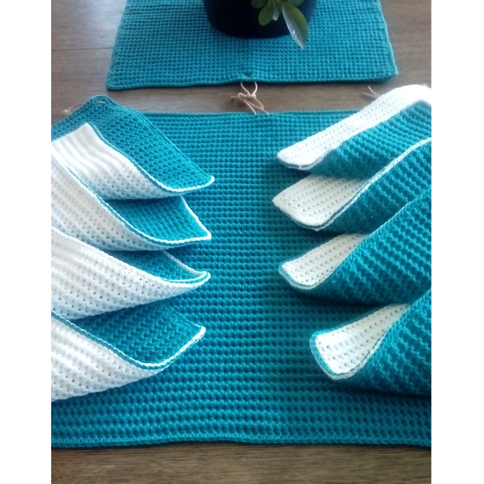 Duży komplet stołowy