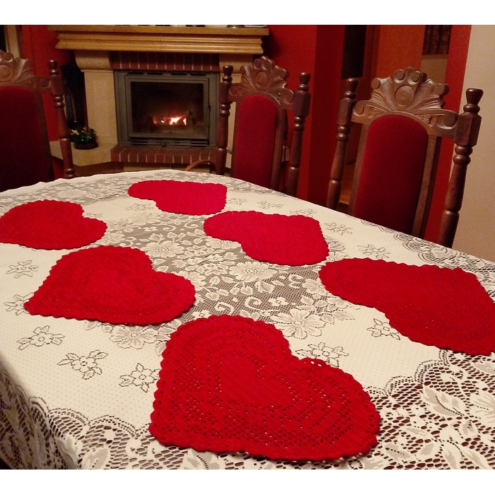 Serwetki podkładki w kształcie serca