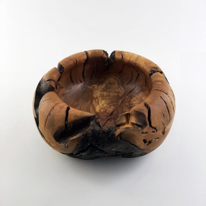 Unikatowa misa z korzenia jabłoni – Serce Jabłoni