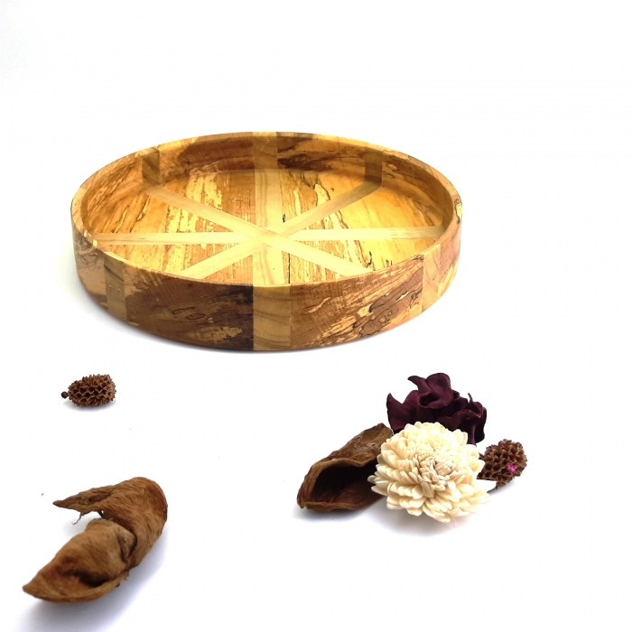 Patera z drewna buka i olchy – rękodzieło na stół