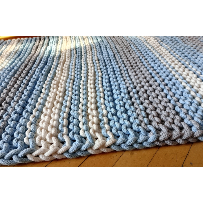 Chodnik ze sznurka, na drutach