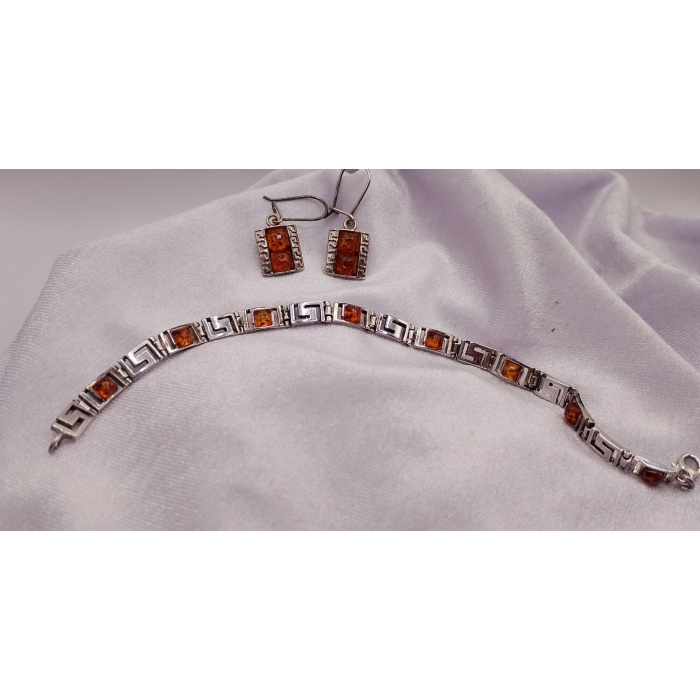 Srebrna bransoletka z kolczykami i bursztynem