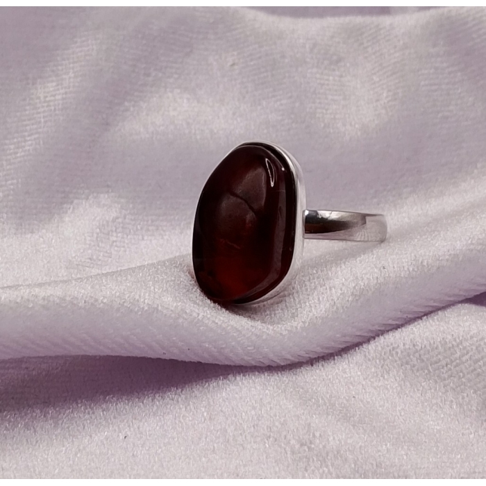 Pierścionek Srebro i Bursztyn roz.21