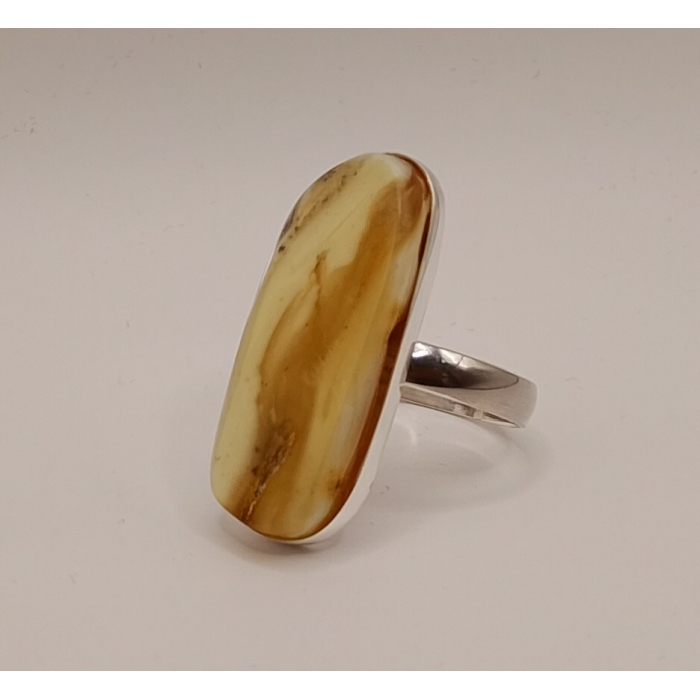 Pierścionek Srebro i Bursztyn roz.27