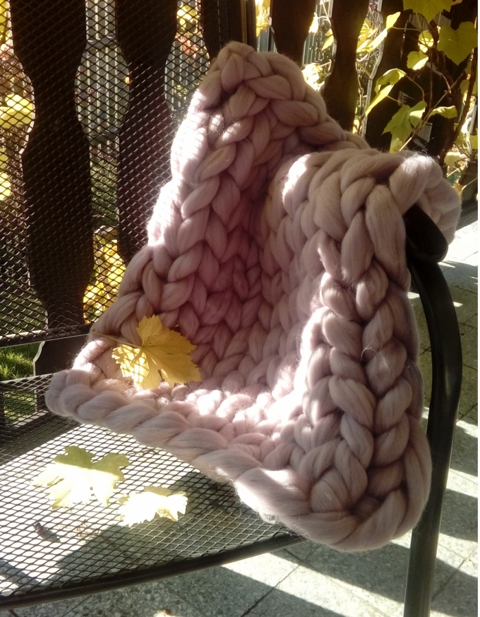 Kocyk z wełny czesankowej merynos