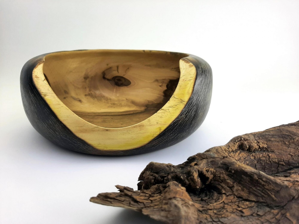 Patera z drewna buka i olchy – rękodzieło na stół